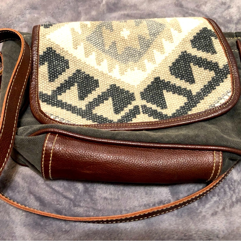 Aztec myra bag, leather accents.